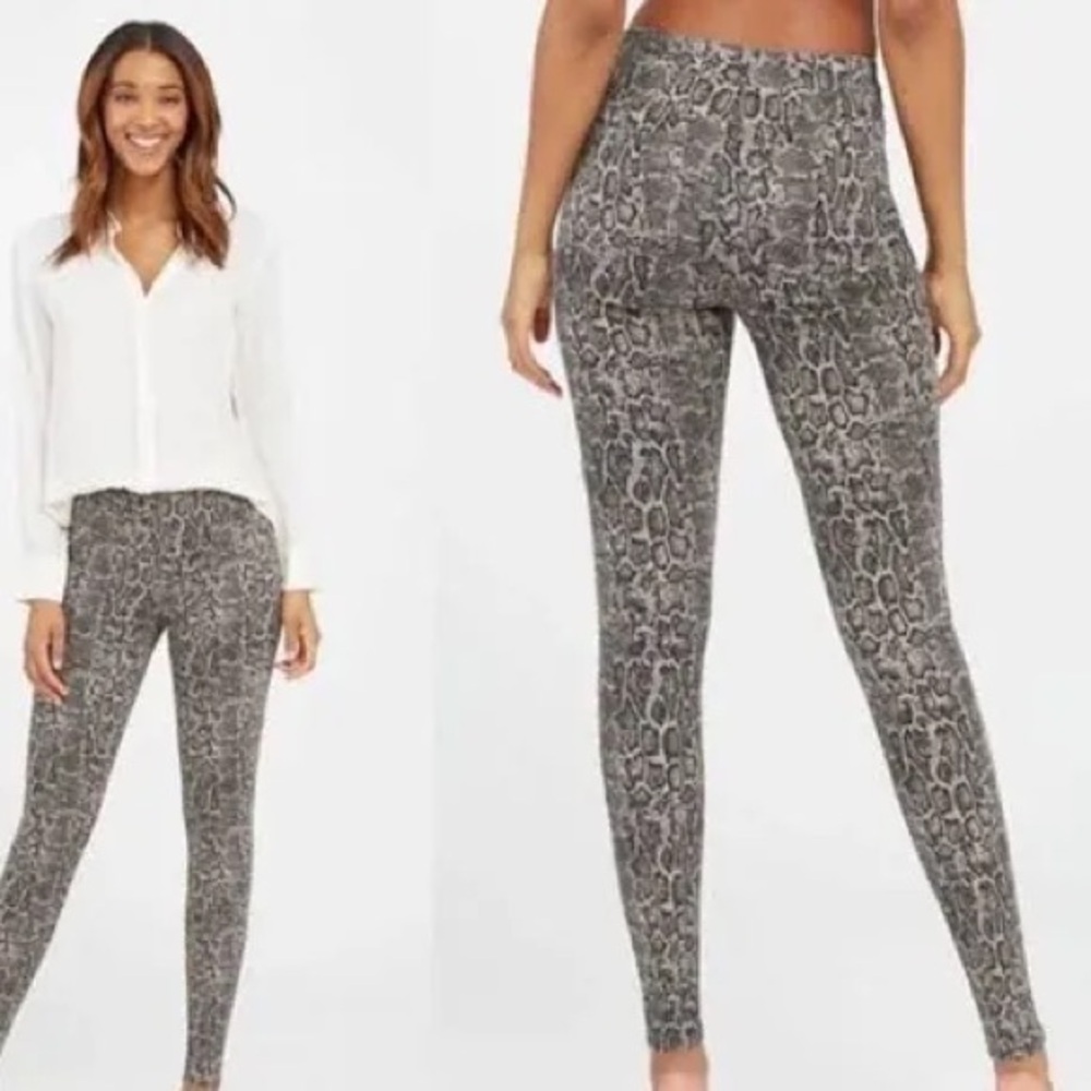SPANX Black and Gray Snake Print Skinny Pants
